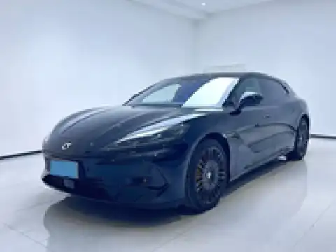 DENZA Z9 GT