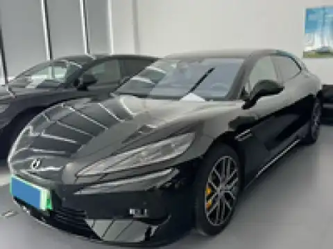DENZA Z9 GT