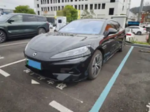DENZA Z9 GT