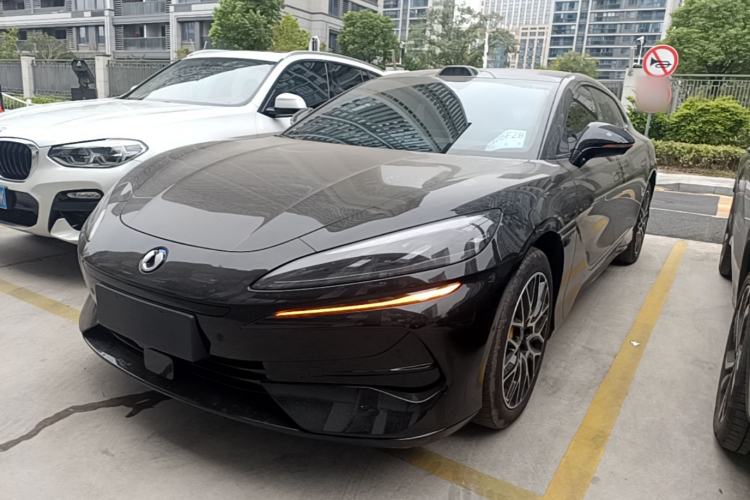 DENZA Z9 GT