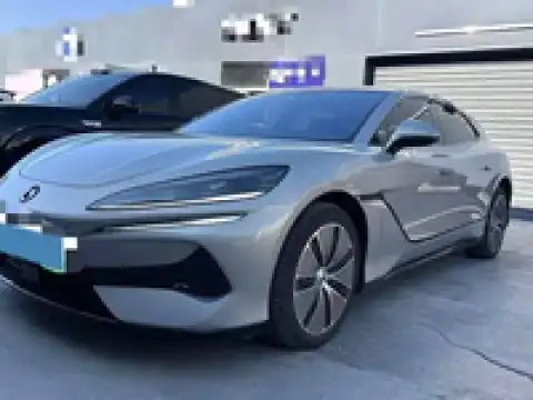 DENZA Z9 GT