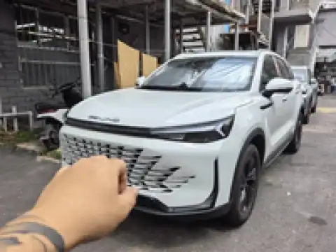 BAIC BEIJING 7 (X7)