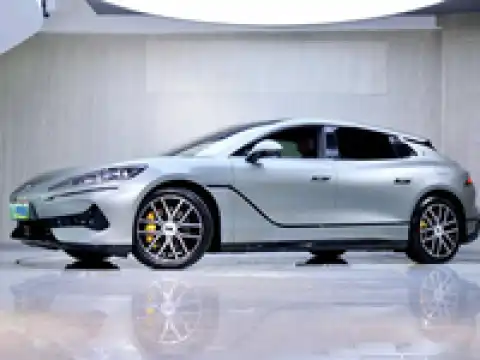 DENZA Z9 GT