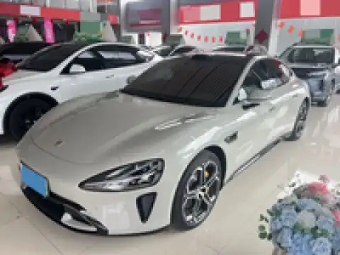 XIAOMI SU7