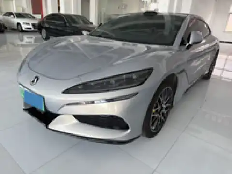 DENZA Z9 GT