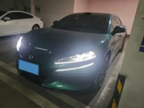 DENZA Z9 GT
