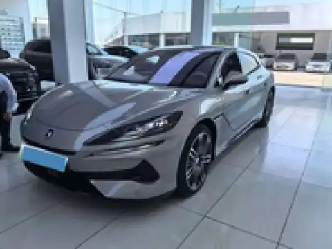 DENZA Z9 GT