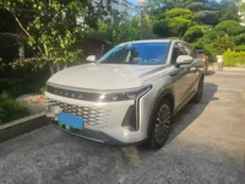 EXEED YAOGUANG (OMODA 9)