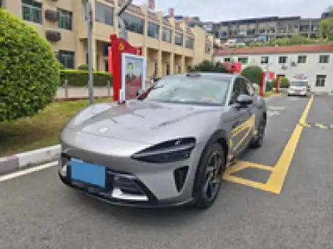 XIAOMI YU7