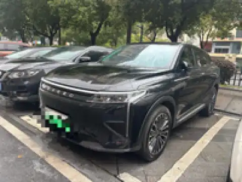EXEED YAOGUANG (OMODA 9)