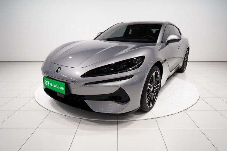 DENZA Z9 GT