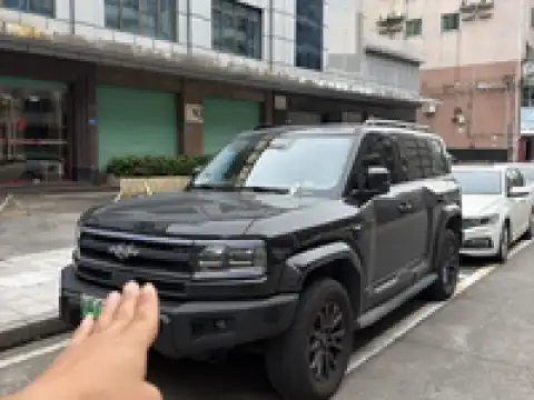 BYD LEOPARD 5
