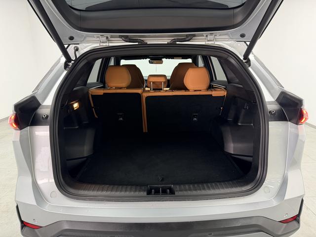 Geely Galaxy L7