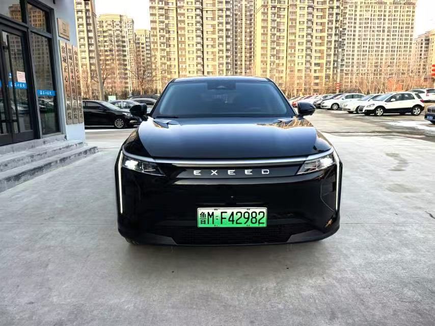 EXEED Yaoguang (Omoda 9) Hybryda