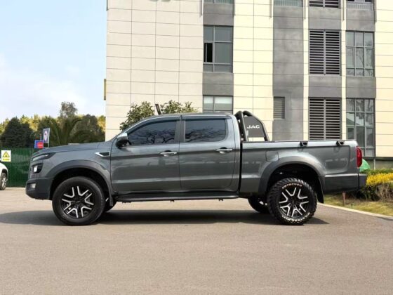 JAC T9