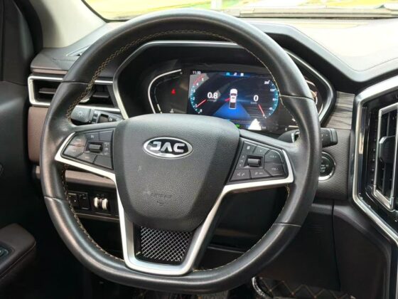 JAC T9