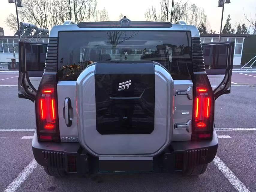 JETOUR T2 HYBRYDA