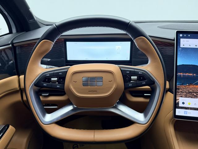 Geely Galaxy L7