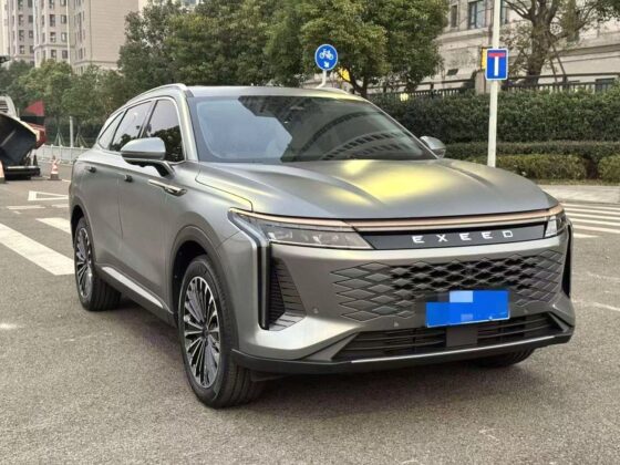 EXEED Yaoguang (Omoda 9) BENZYNA 2.0T AWD