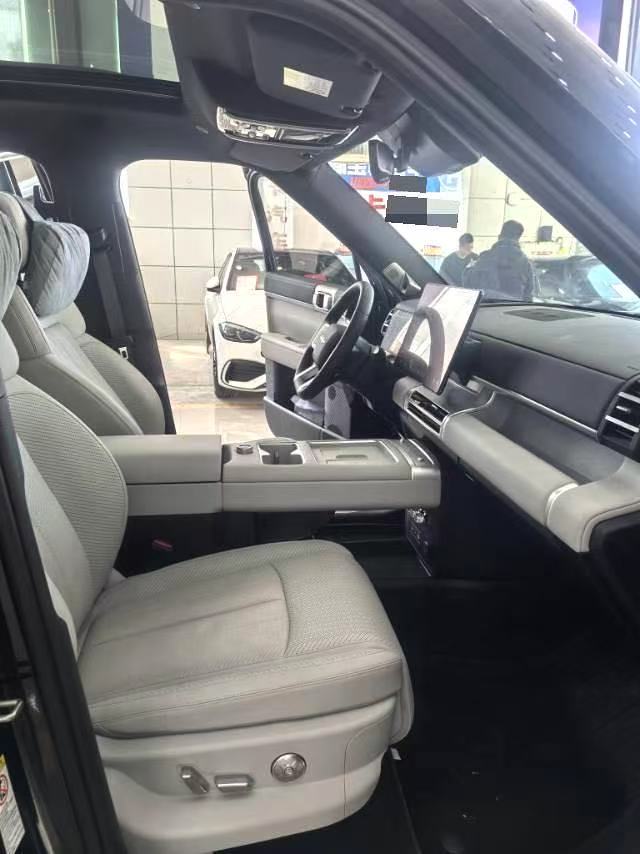 BYD LEOPARD 7 ULTRA