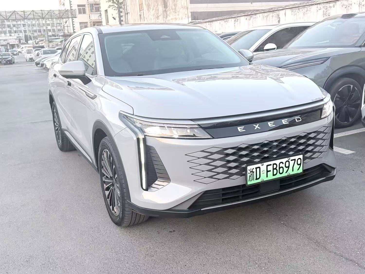 EXEED Yaoguang (Omoda 9) Hybryda