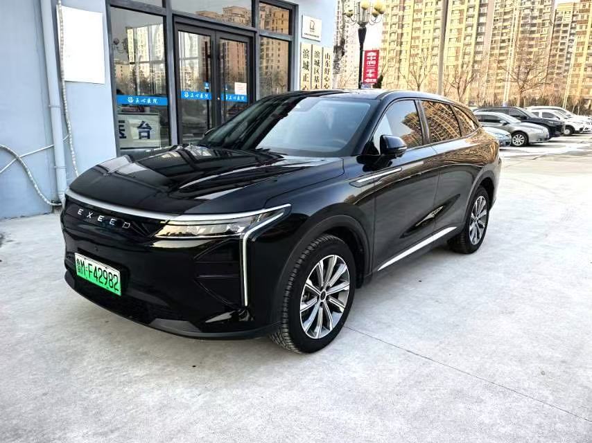 Read more about the article EXEED Yaoguang (Omoda 9) Hybryda