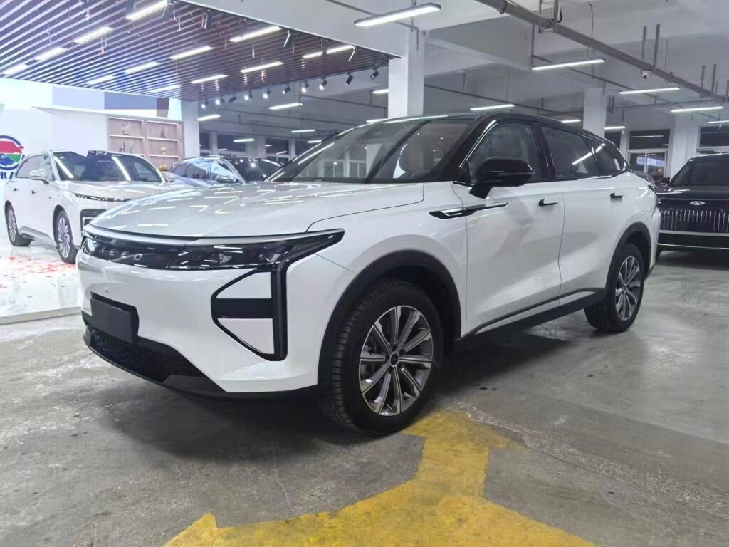 EXEED Yaoguang (Omoda 9) Hybryda