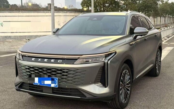 EXEED Yaoguang (Omoda 9) BENZYNA 2.0T AWD