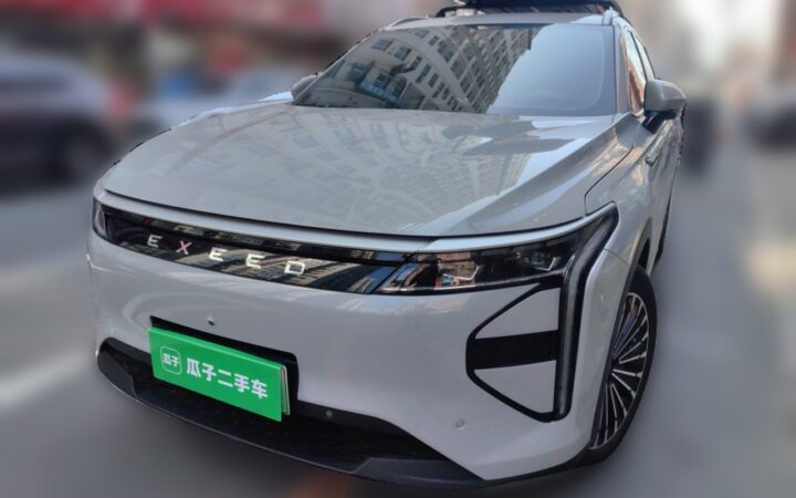 EXEED Yaoguang OMODA 9
