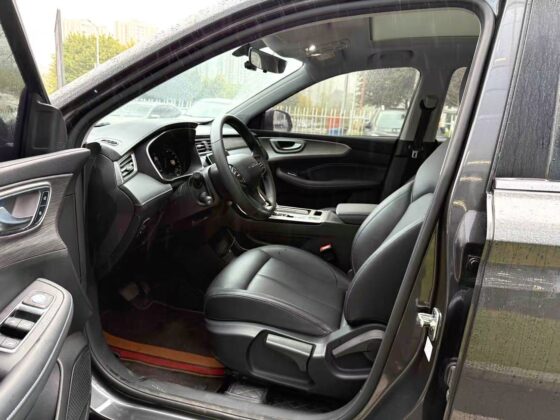ROEWE RX5