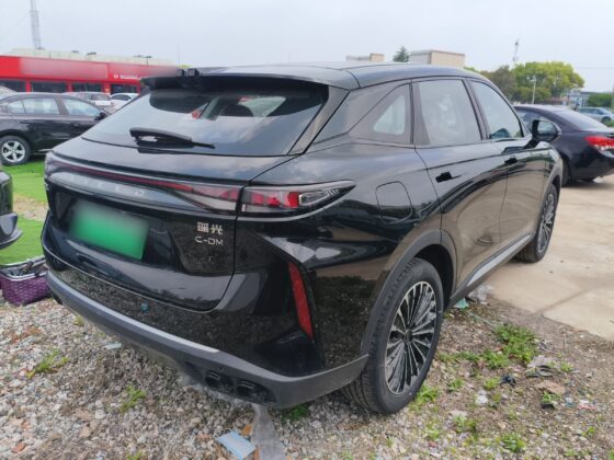 EXEED Yaoguang OMODA 9