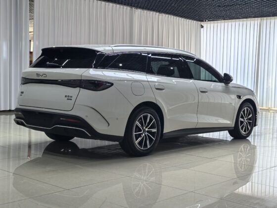 BYD SEAL 06 TOURING PREMIUM
