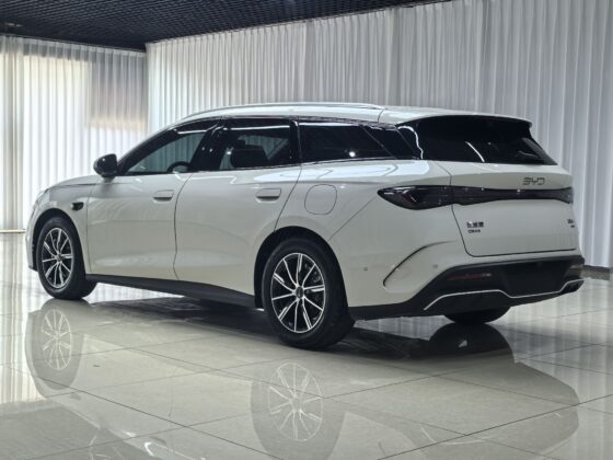 BYD SEAL 06 TOURING PREMIUM