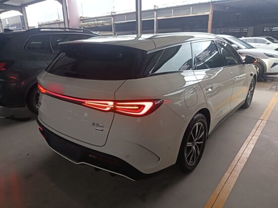 BYD SEAL 06 TOURING PREMIUM