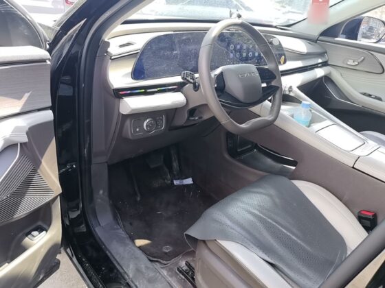 EXEED YAOGUANG PRO OMODA 9