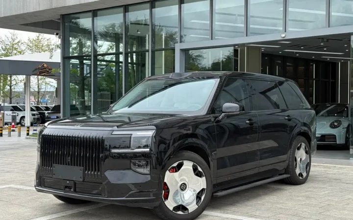 ZEEKR 9X BLACK EDITION