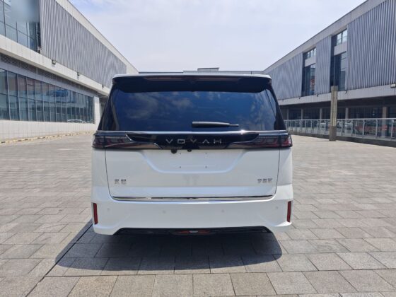 VOYAH DREAM FLAGSHIP AWD
