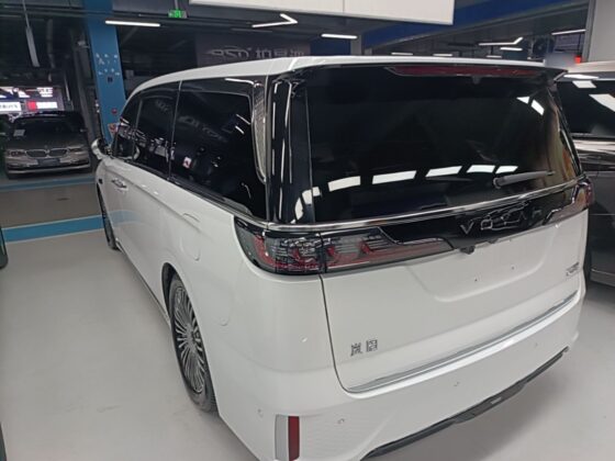 VOYAH DREAM FLAGSHIP AWD