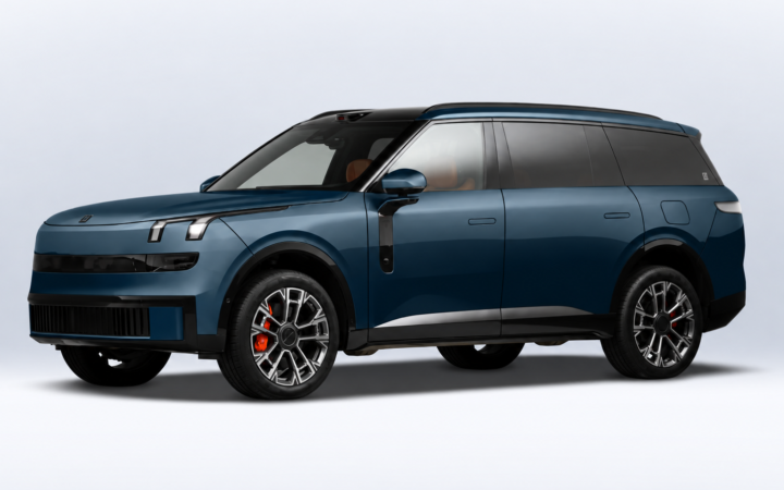 LYNK&CO 900